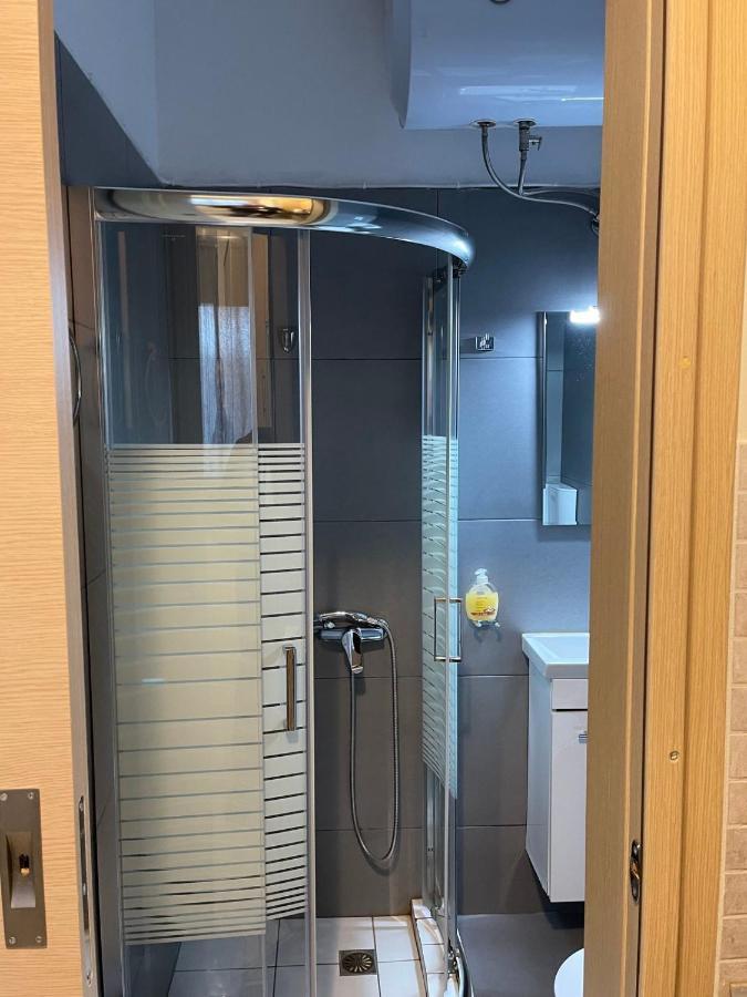 Markópoulon Avr Airport Deluxe Suites 4 מראה חיצוני תמונה